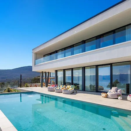 Vakantiehuis Sun Dance With Pool By Kralj Travel Vrbnik (Primorje-Gorski Kotar)